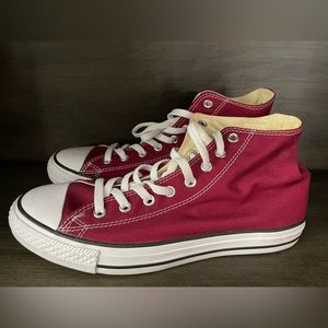 Converse Chuck Taylor All Star | men’s 9, maroon